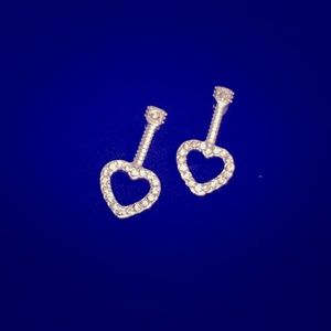 Hard Rock Cafe’ Heart Shaped Earnings ❤️